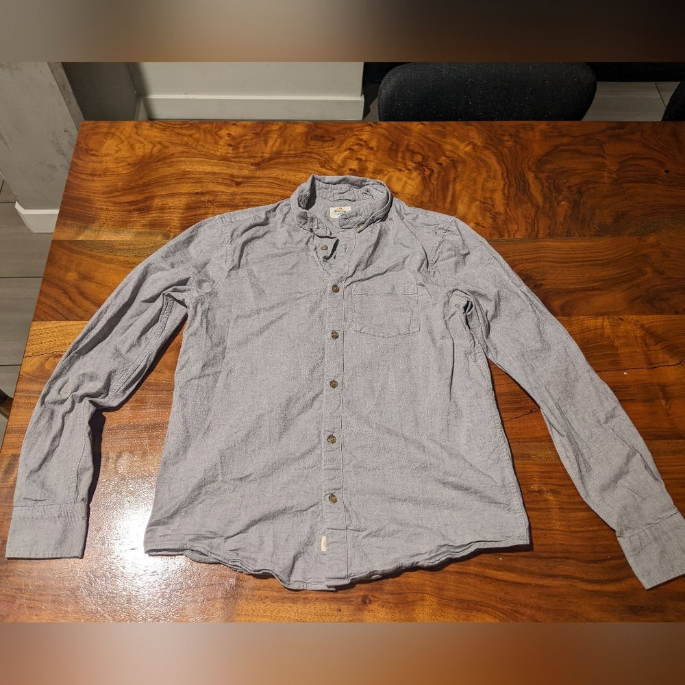 Marine Layer - Men's Button-Down Shirt Long Sleeve Collar: Small | Gray Chambray